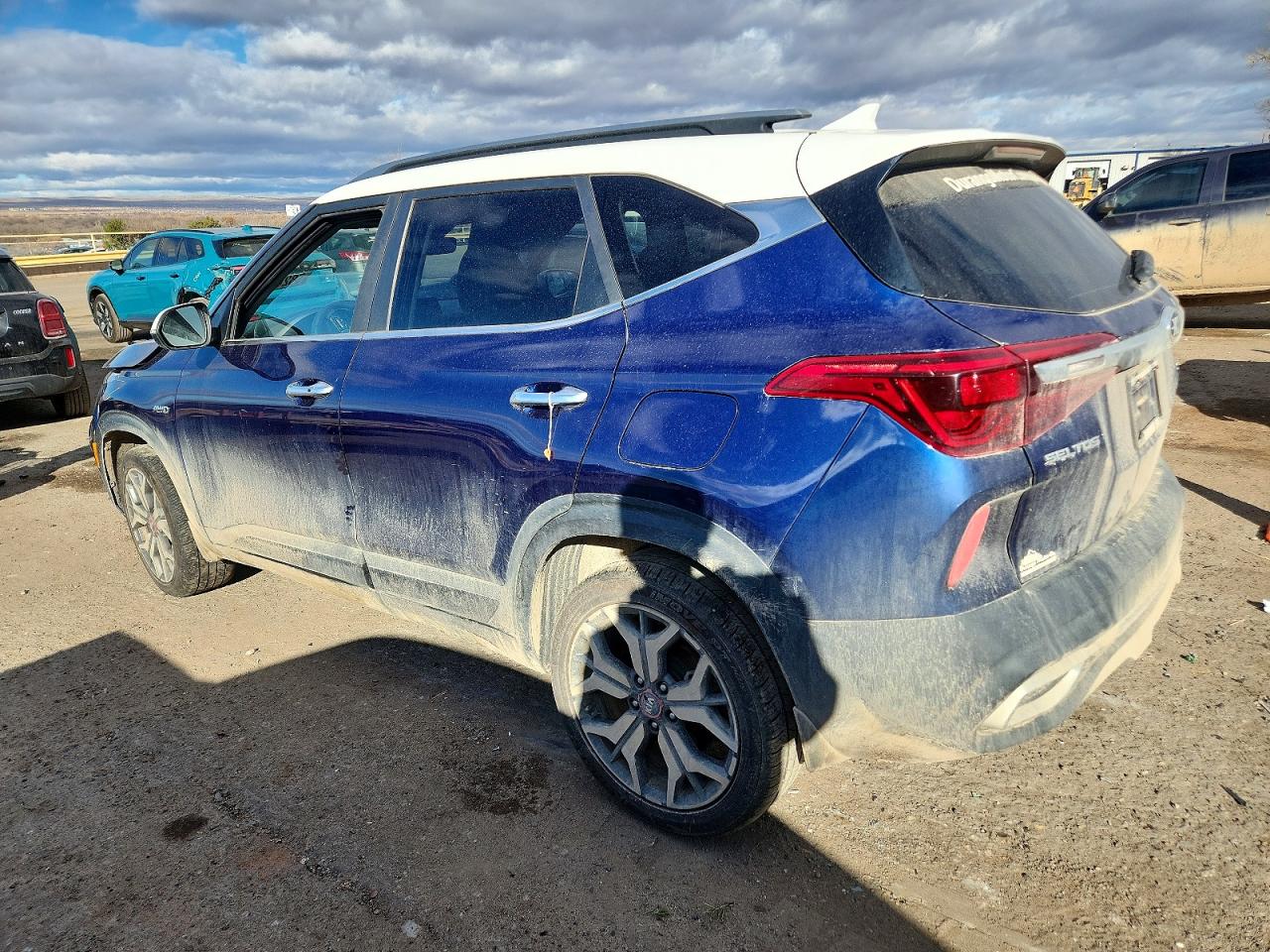 2021 KIA SELTOS SX photo 2