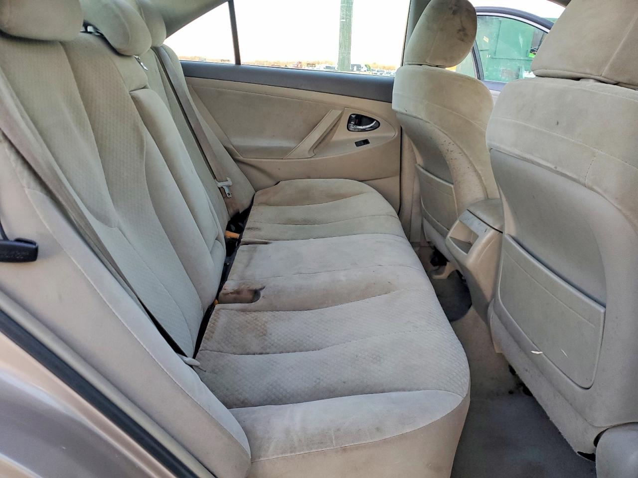 2009 TOYT CAMRY BASE photo 10