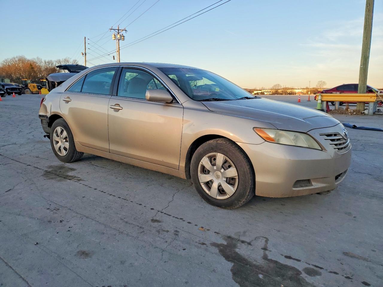 2009 TOYT CAMRY BASE photo 4