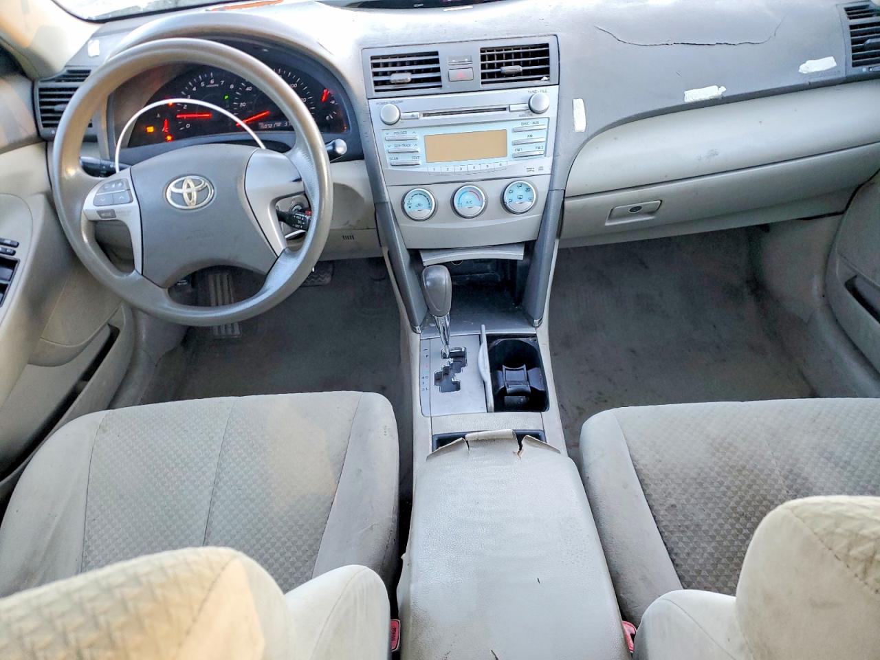 2009 TOYT CAMRY BASE photo 8