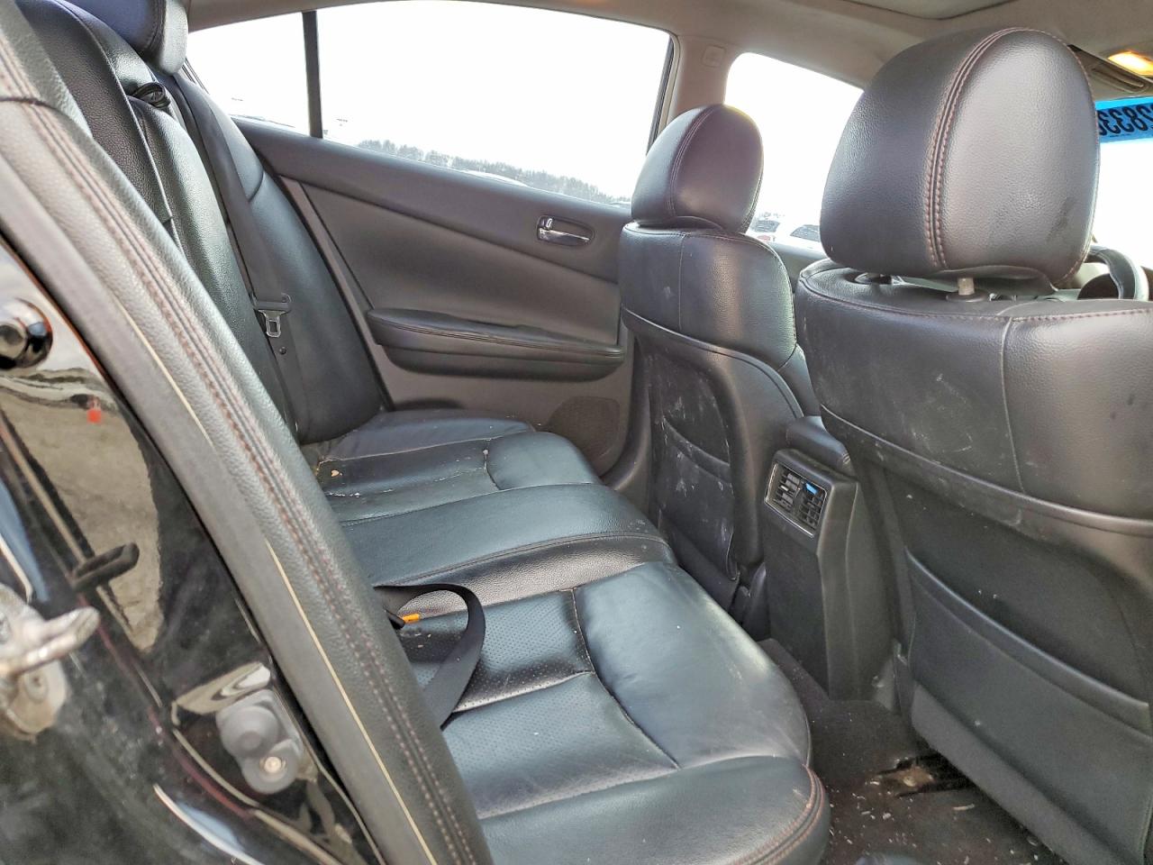 2010 NISSAN MAXIMA S photo 10