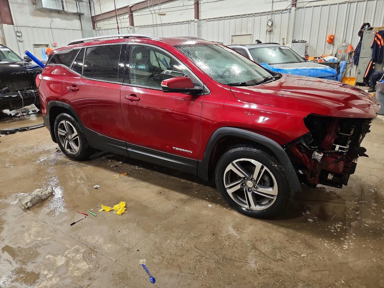 2019 GMC TERRAIN SLT photo 4