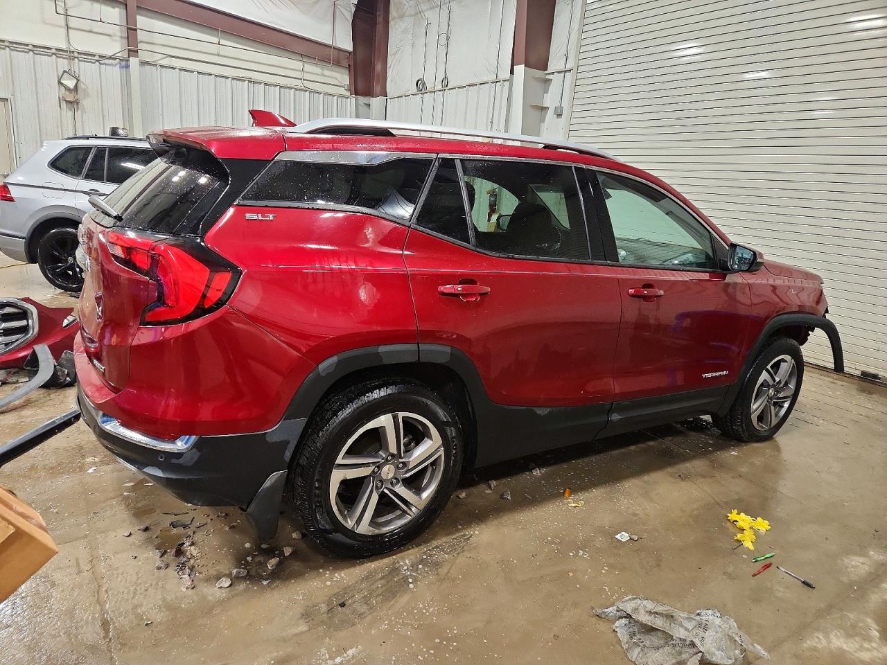 2019 GMC TERRAIN SLT photo 3