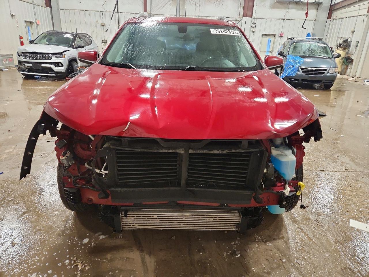 2019 GMC TERRAIN SLT photo 5