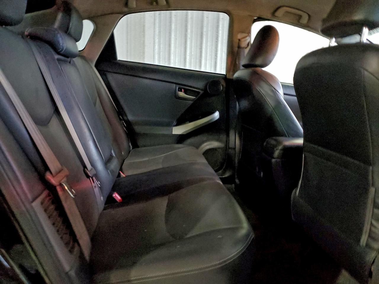 2013 TOYOTA PRIUS photo 10