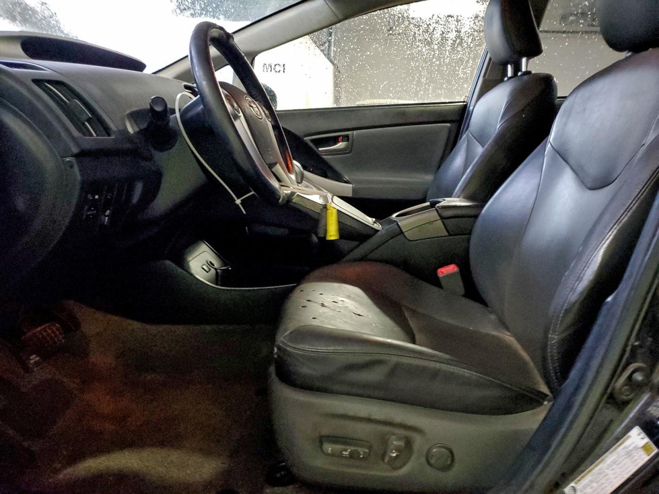 2013 TOYOTA PRIUS photo 7