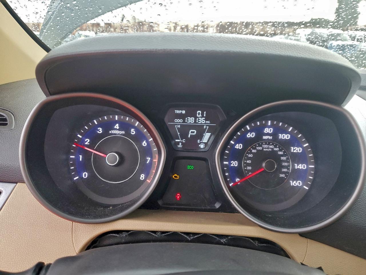 2013 HYUNDAI ELANTRA GLS photo 9