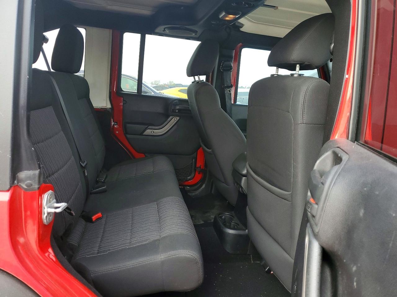 2011 JEEP WRANGLER UNLIMITED SPORT photo 10
