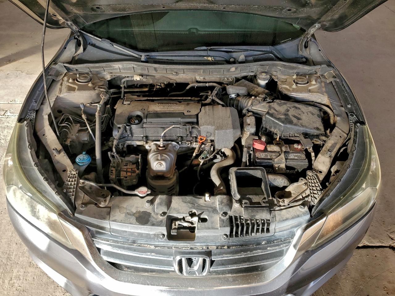 2013 HONDA ACCORD LX photo 11