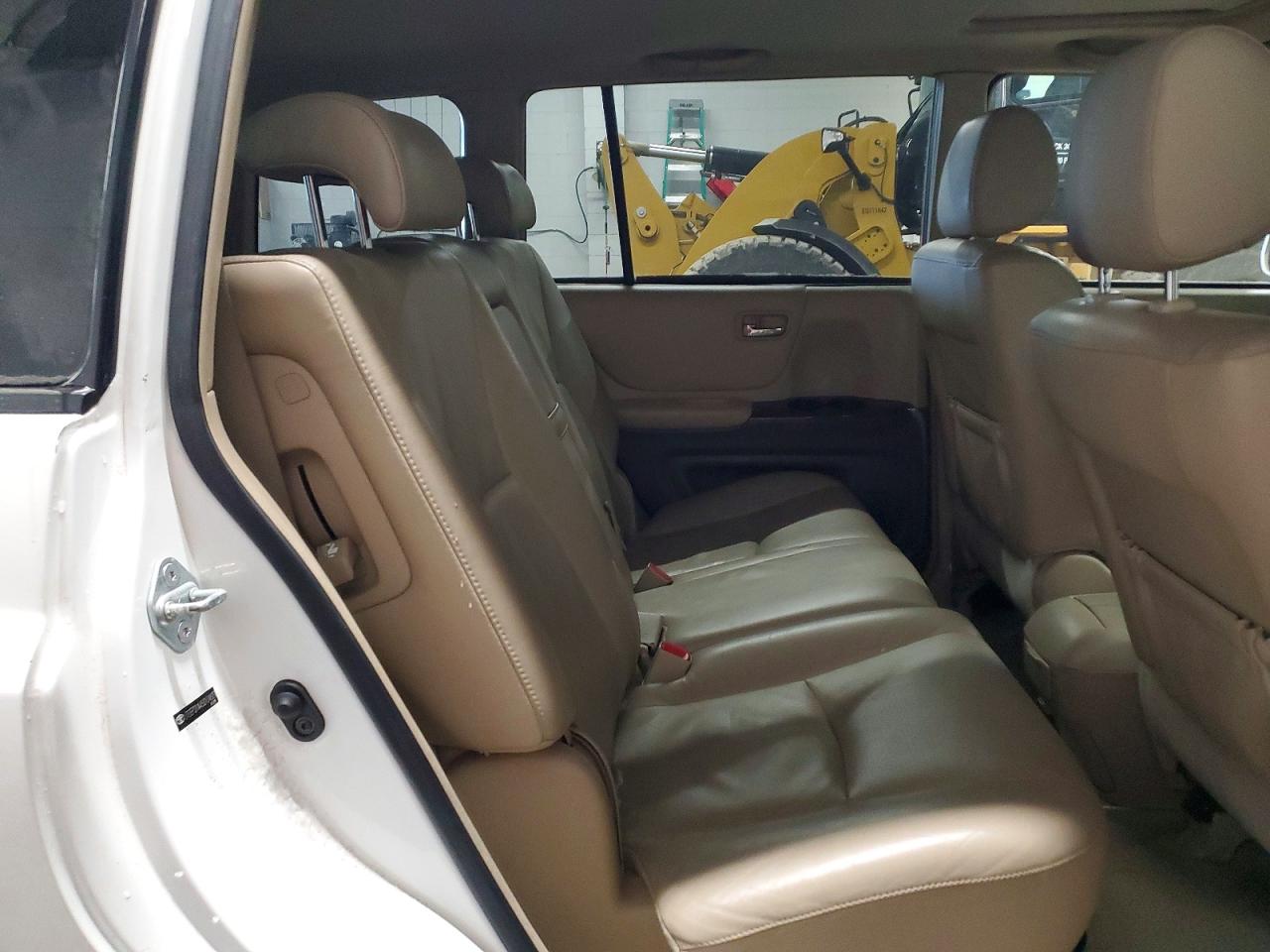 2005 TOYOTA HIGHLANDER LIMITED photo 11