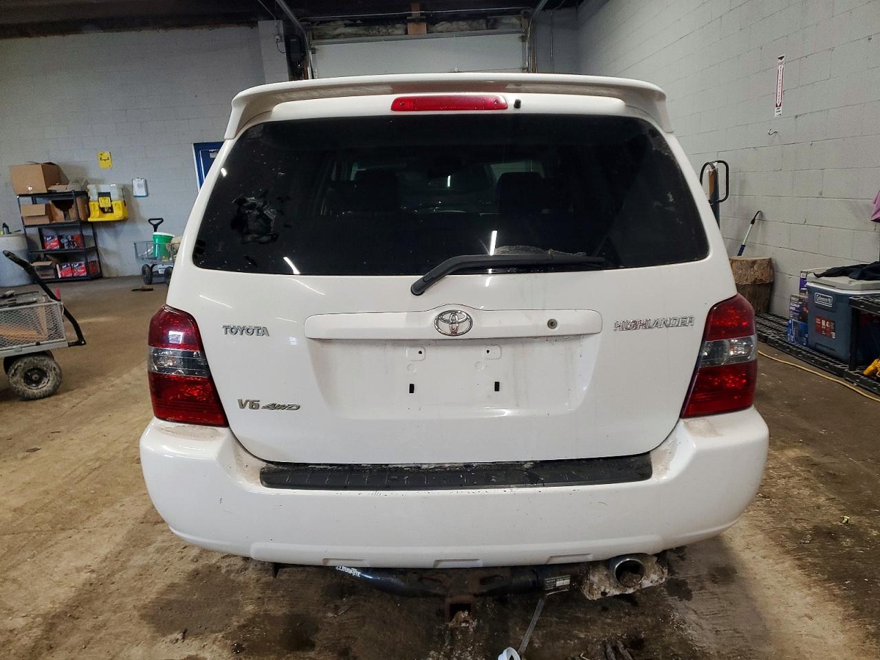 2005 TOYOTA HIGHLANDER LIMITED photo 6