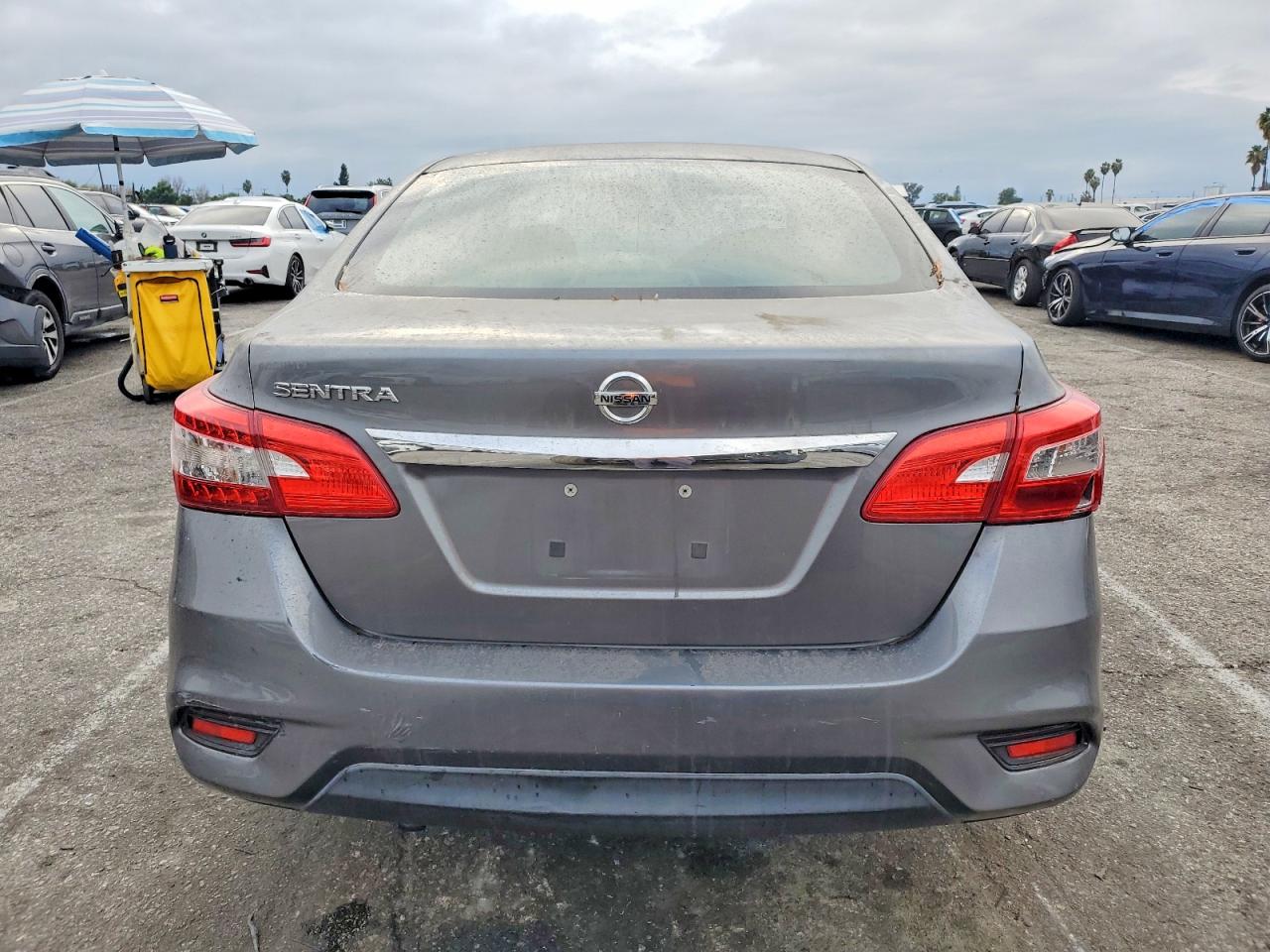 2016 NISSAN SENTRA S photo 6