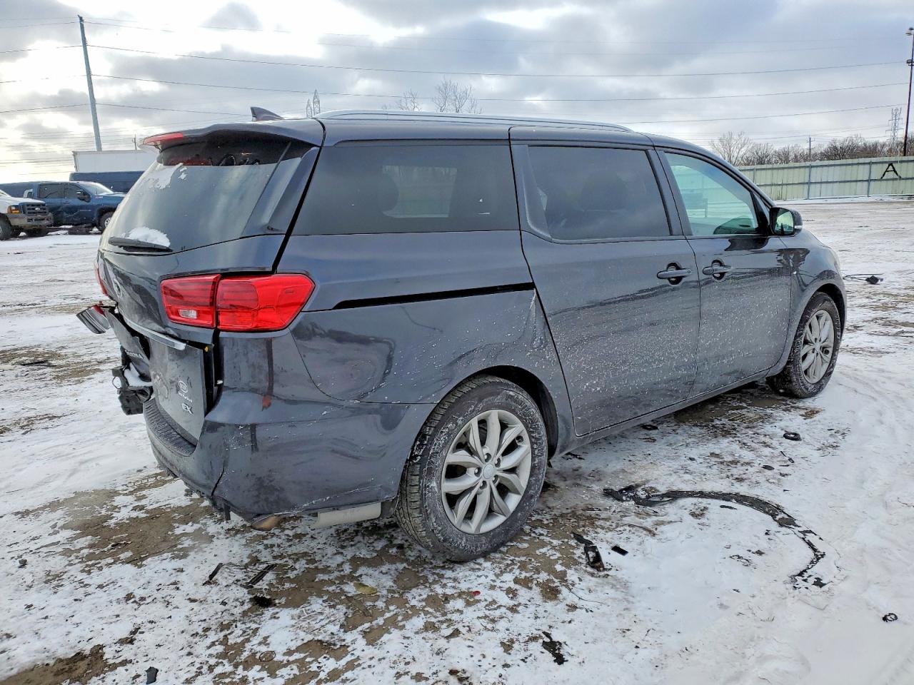 2020 KIA SEDONA LX photo 3