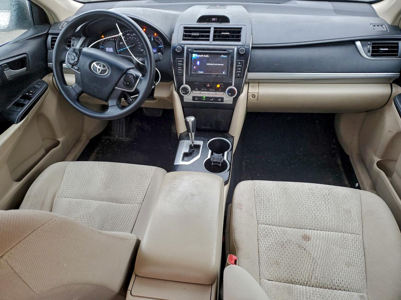 2013 TOYOTA CAMRY L photo 8