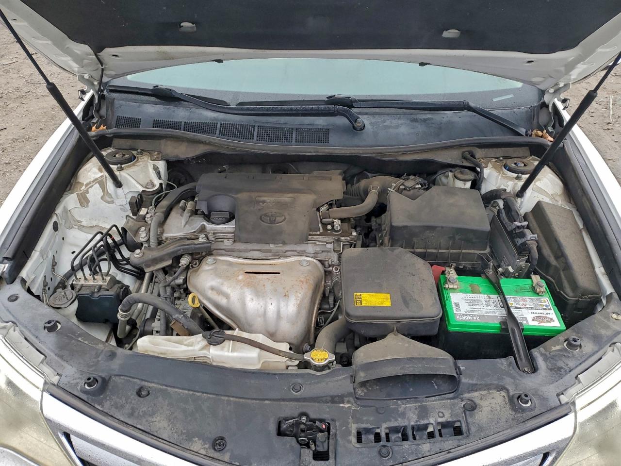 2013 TOYOTA CAMRY L photo 11