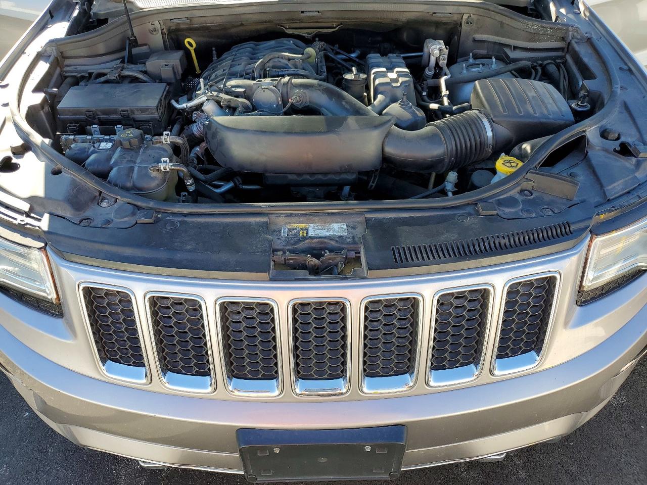 2016 JEEP GRAND CHEROKEE OVERLAND photo 12