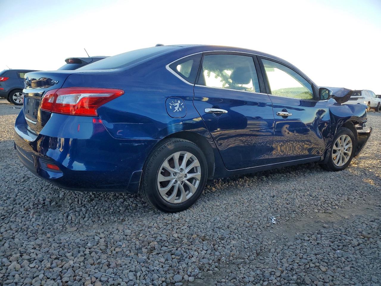 2018 NISSAN SENTRA S photo 3