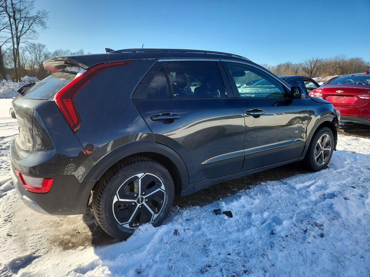 2023 KIA NIRO EX photo 3