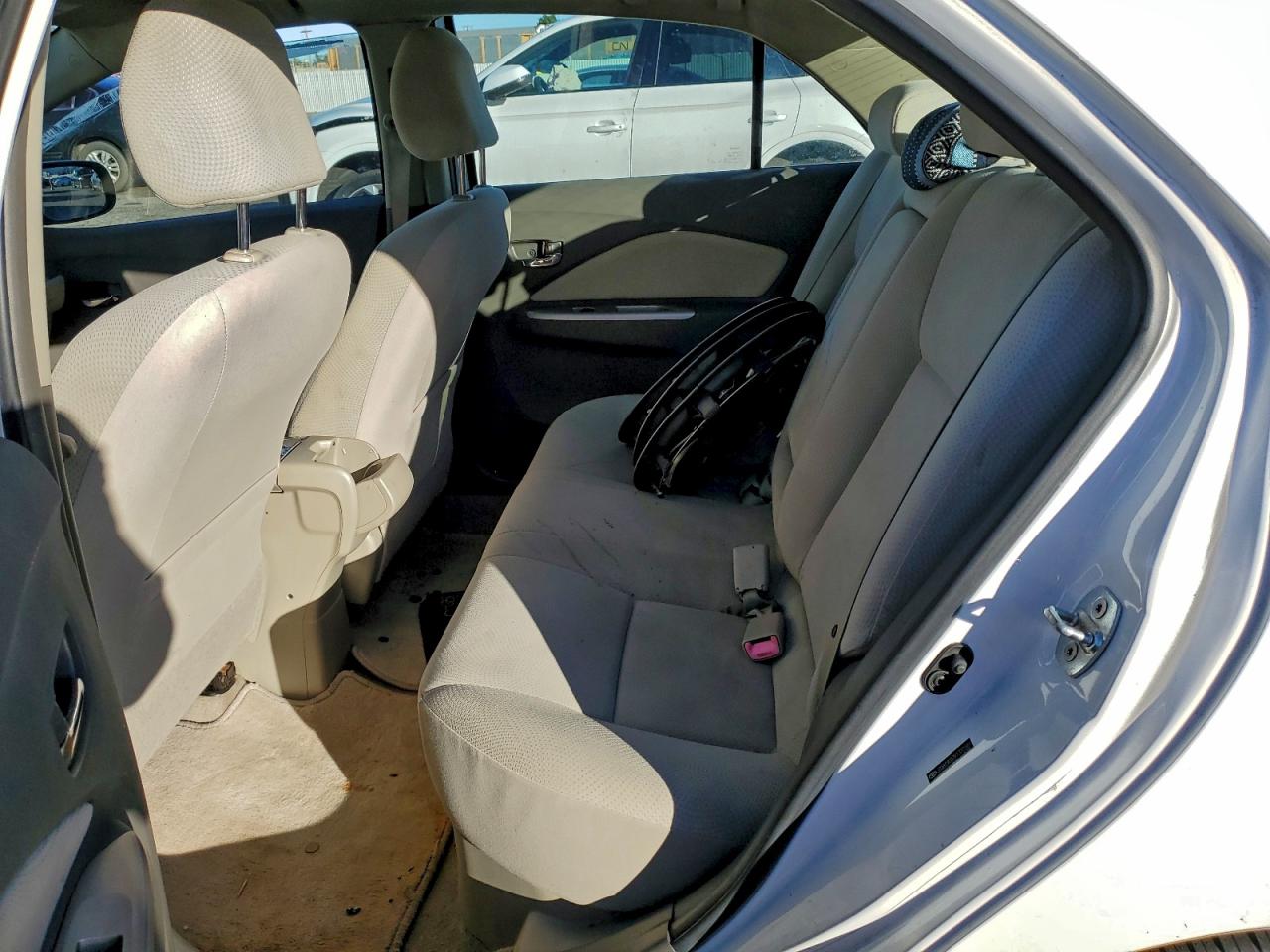 2009 TOYOTA YARIS photo 10