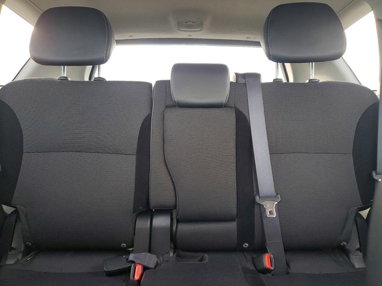 2010 MITSUBISHI OUTLANDER SE photo 10
