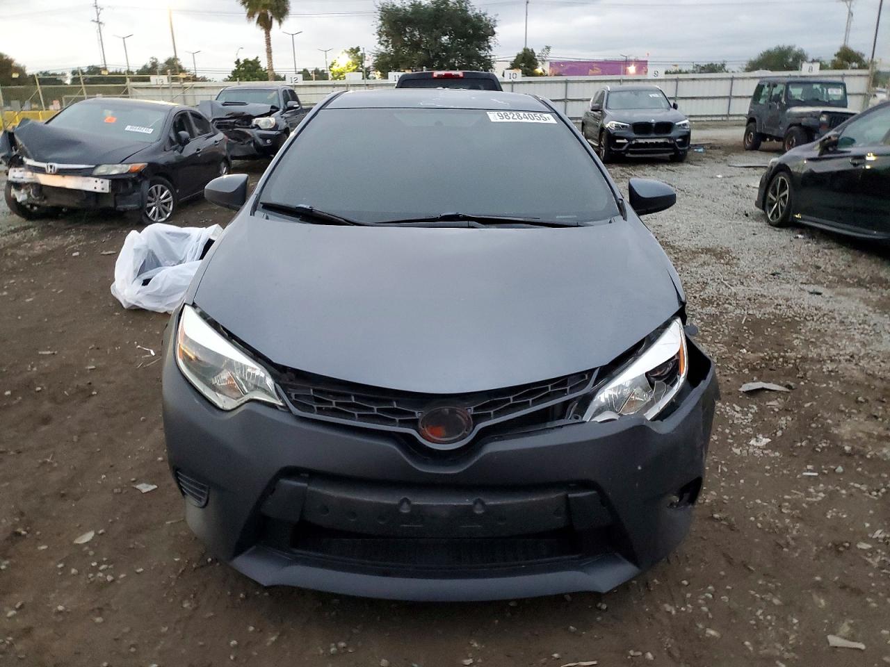 2015 TOYOTA COROLLA L photo 5