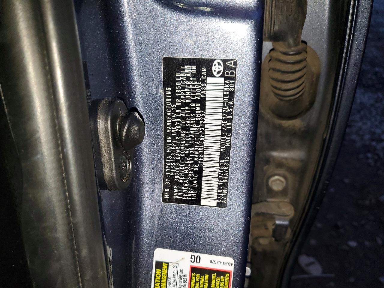 2015 TOYOTA COROLLA L photo 12