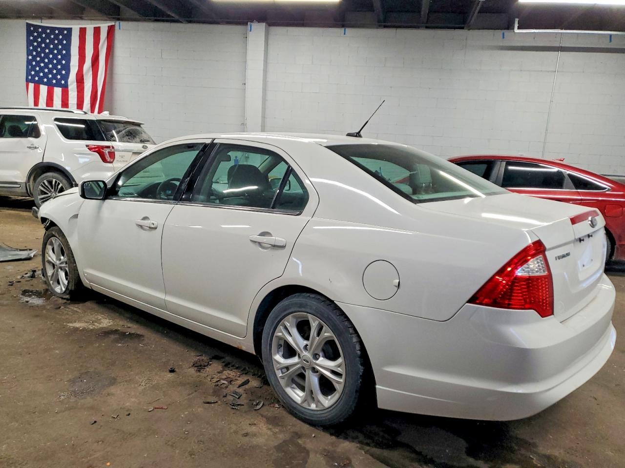 2012 FORD FUSION photo 2