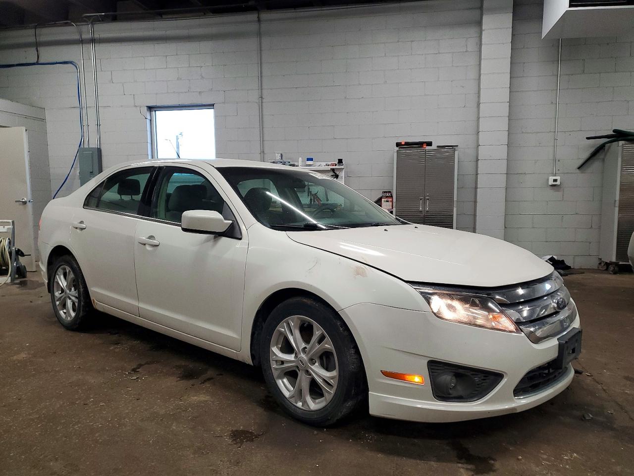 2012 FORD FUSION photo 4