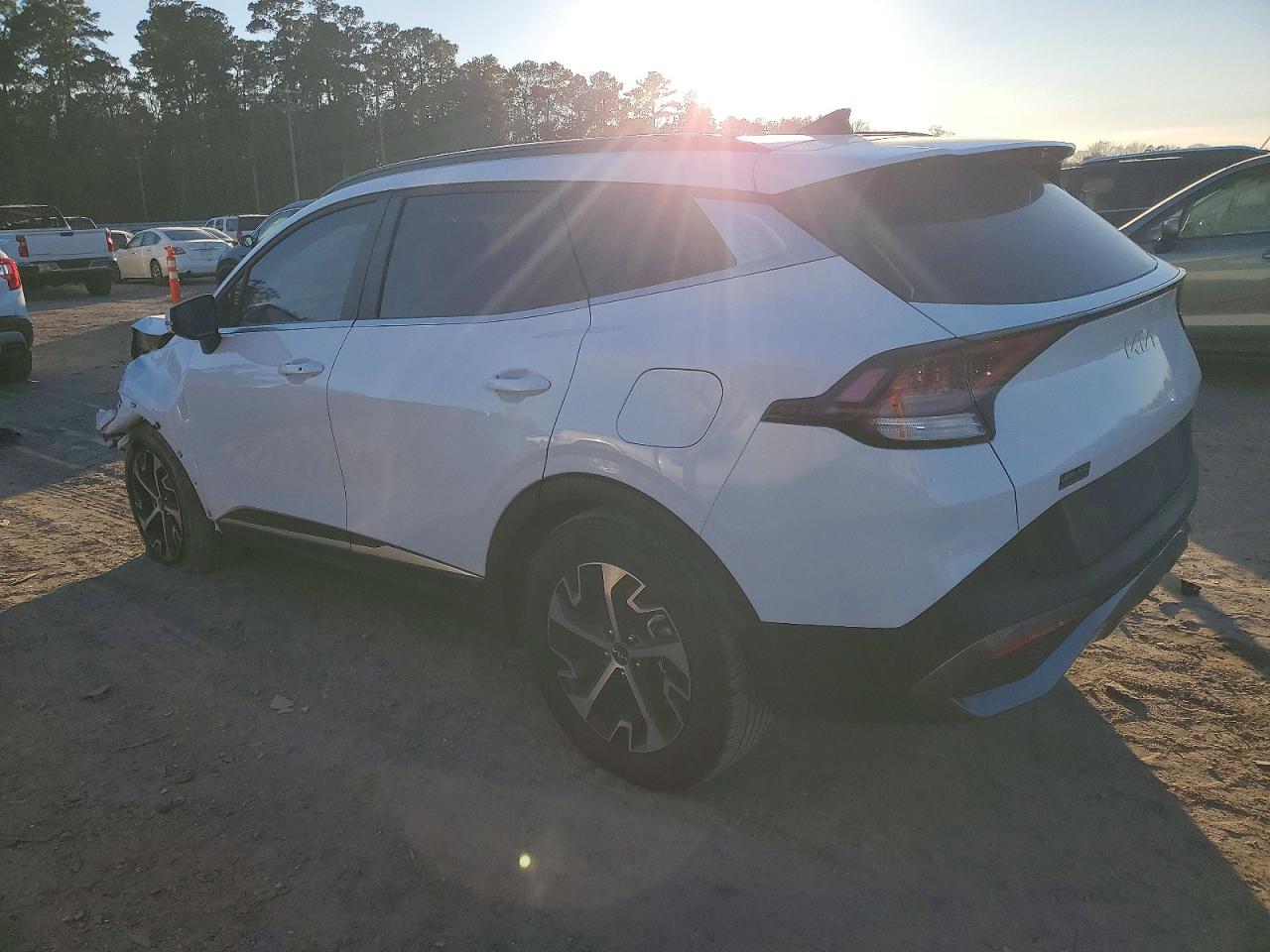 2025 KIA SPORTAGE EX photo 2