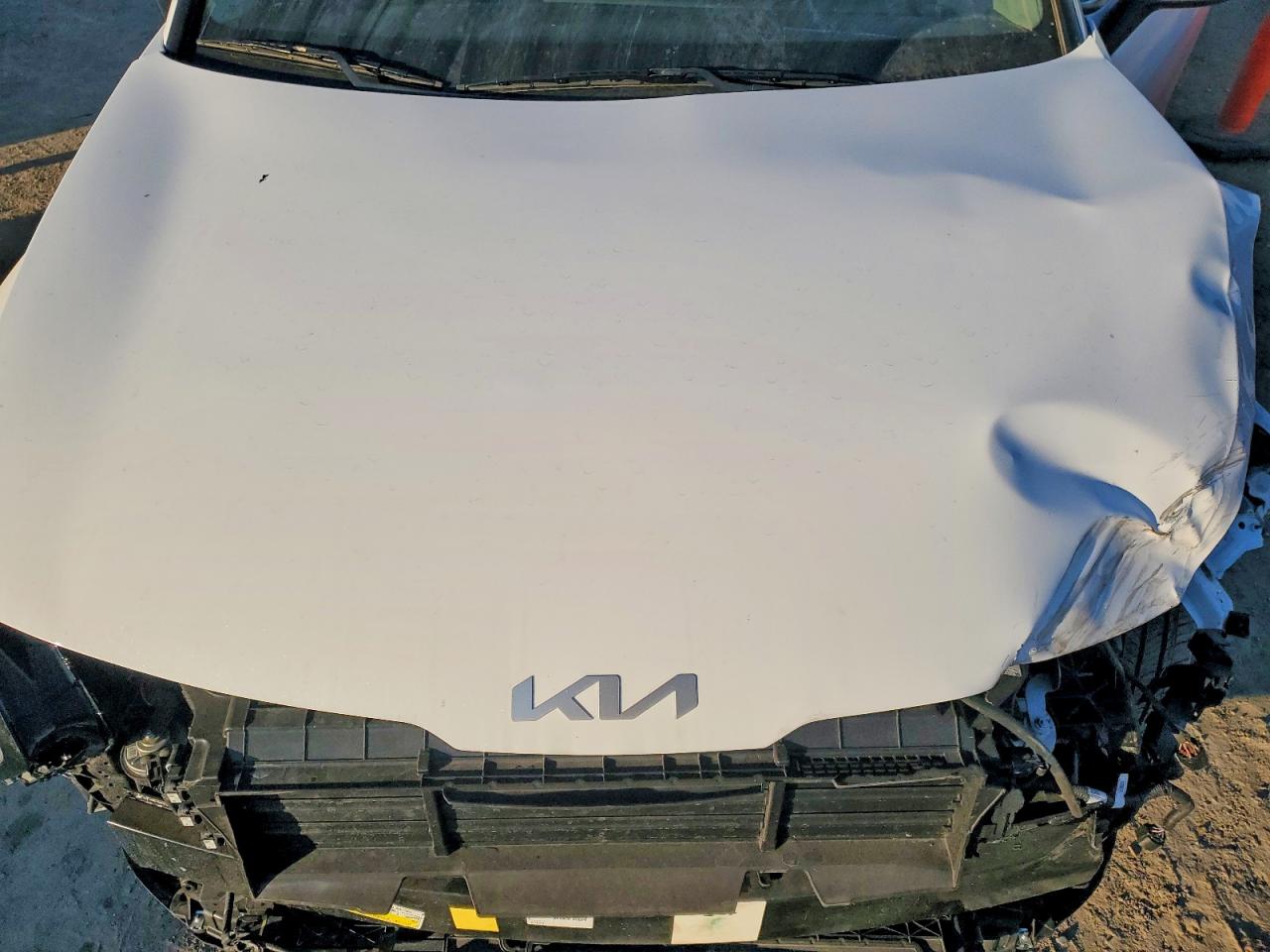 2025 KIA SPORTAGE EX photo 12