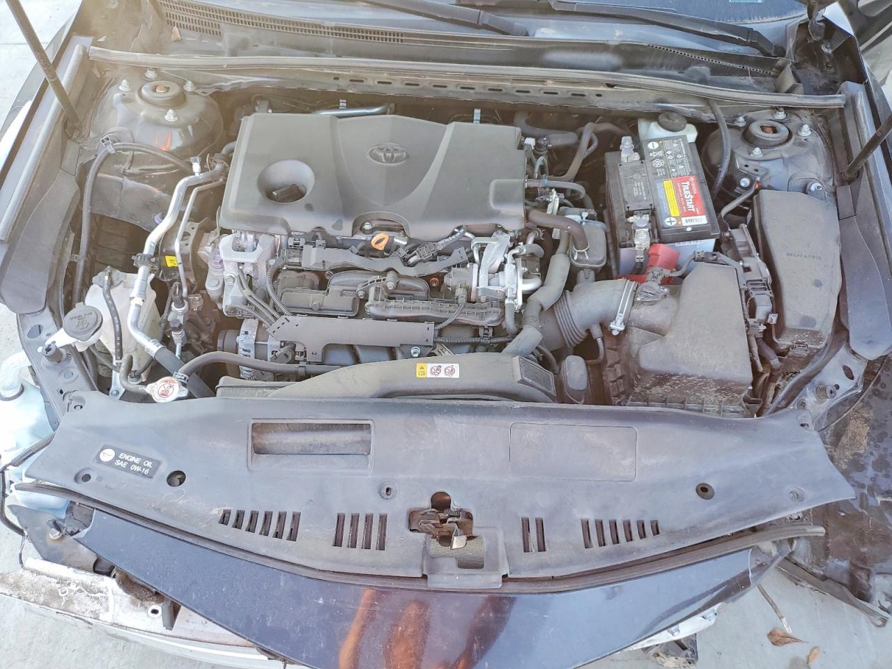 2019 TOYOTA CAMRY SE photo 11