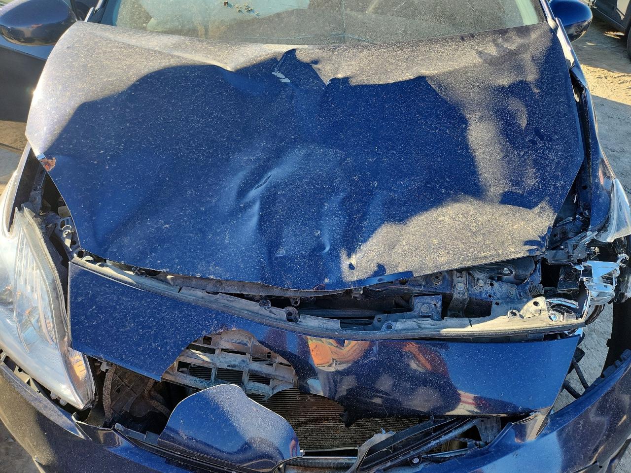 2014 TOYOTA PRIUS photo 11