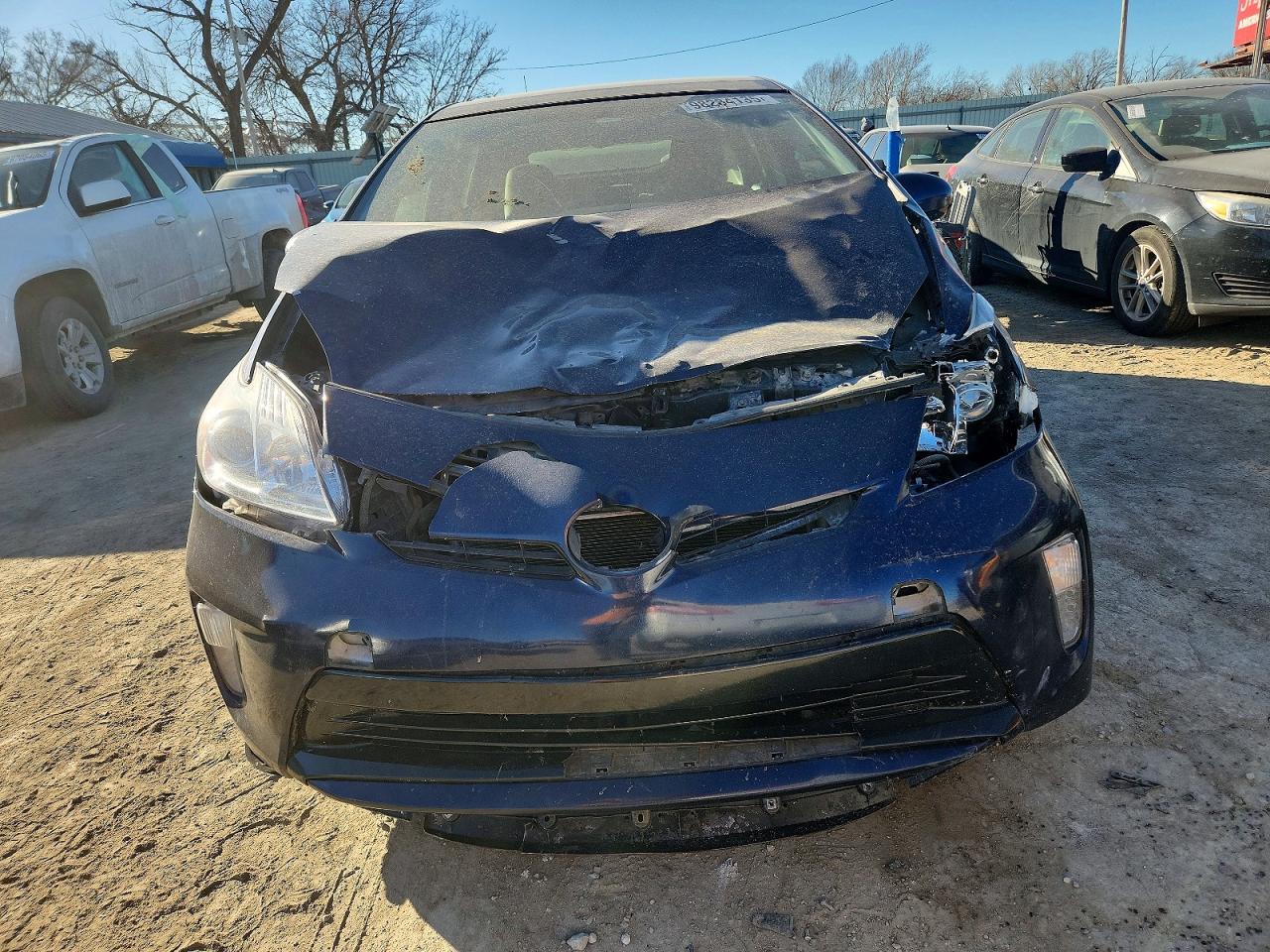 2014 TOYOTA PRIUS photo 5