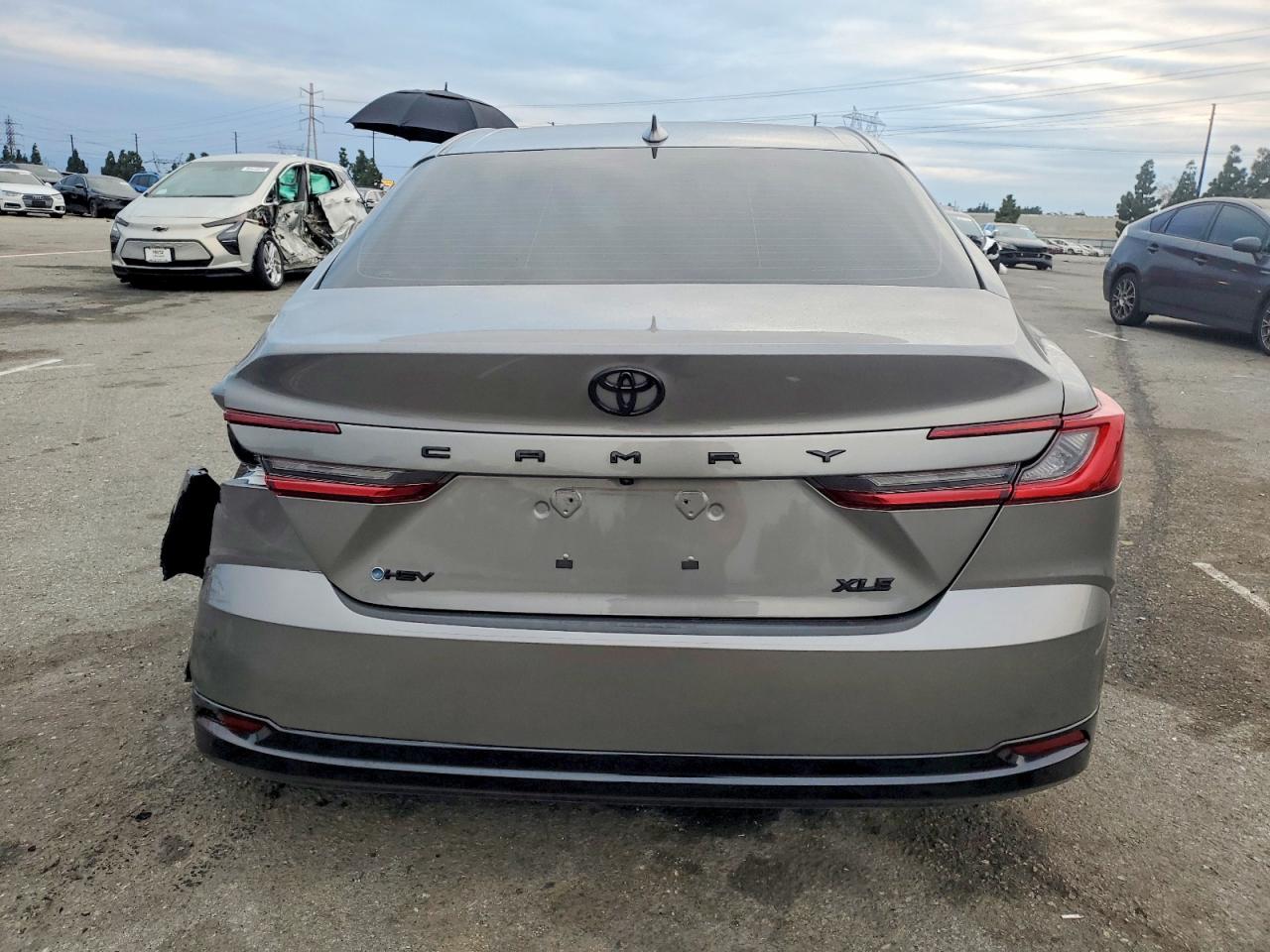 2025 TOYOTA CAMRY XSE photo 6