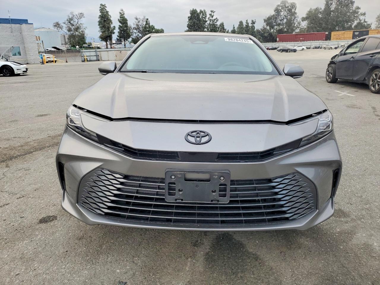 2025 TOYOTA CAMRY XSE photo 5