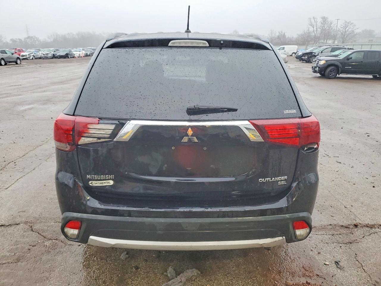 2016 MITSUBISHI OUTLANDER SE photo 6