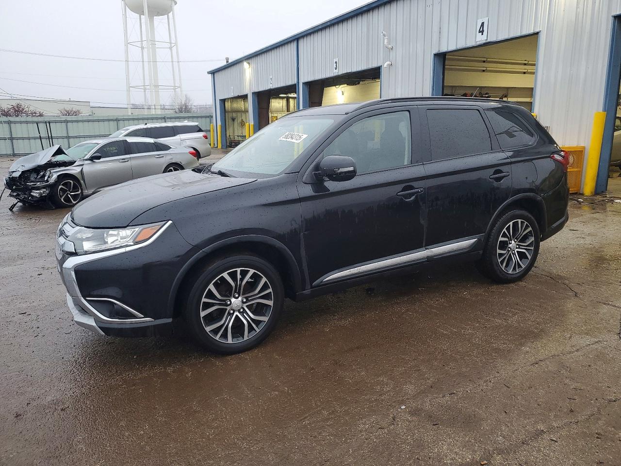 2016 MITSUBISHI OUTLANDER