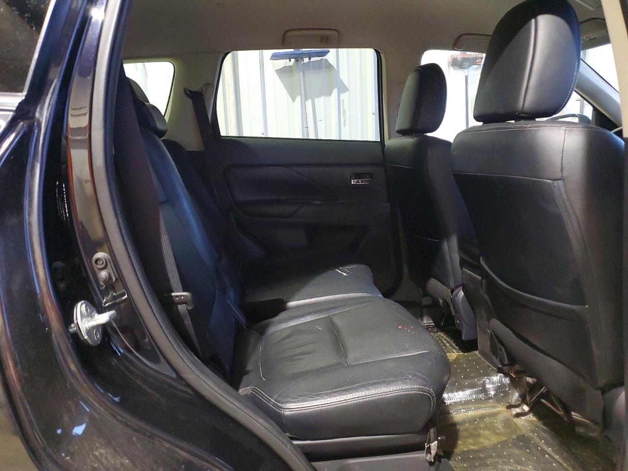 2016 MITSUBISHI OUTLANDER SE photo 11