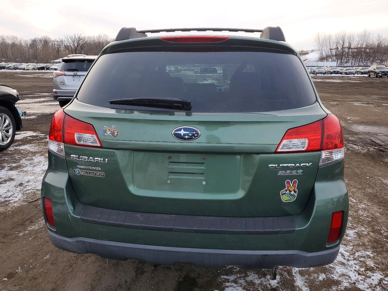 2010 SUBARU OUTBACK 2.5I PREMIUM photo 6