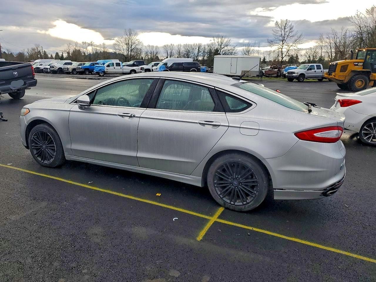 2016 FORD FUSION SE photo 2
