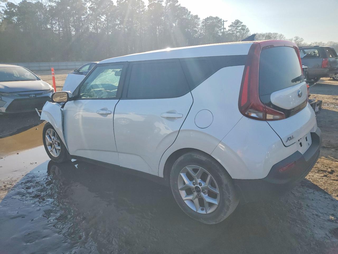 2020 KIA SOUL LX photo 2