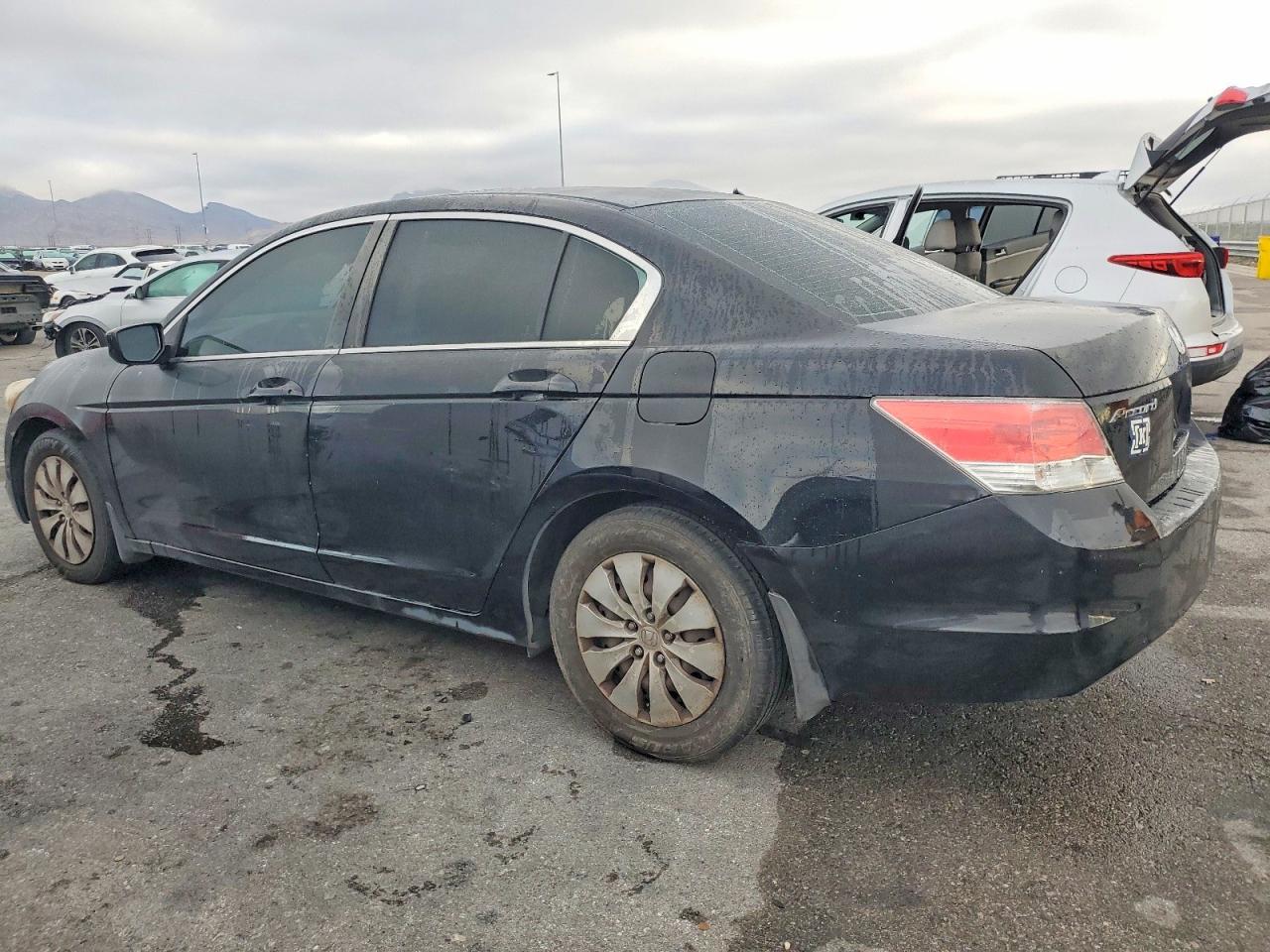 2009 HONDA ACCORD LX photo 2