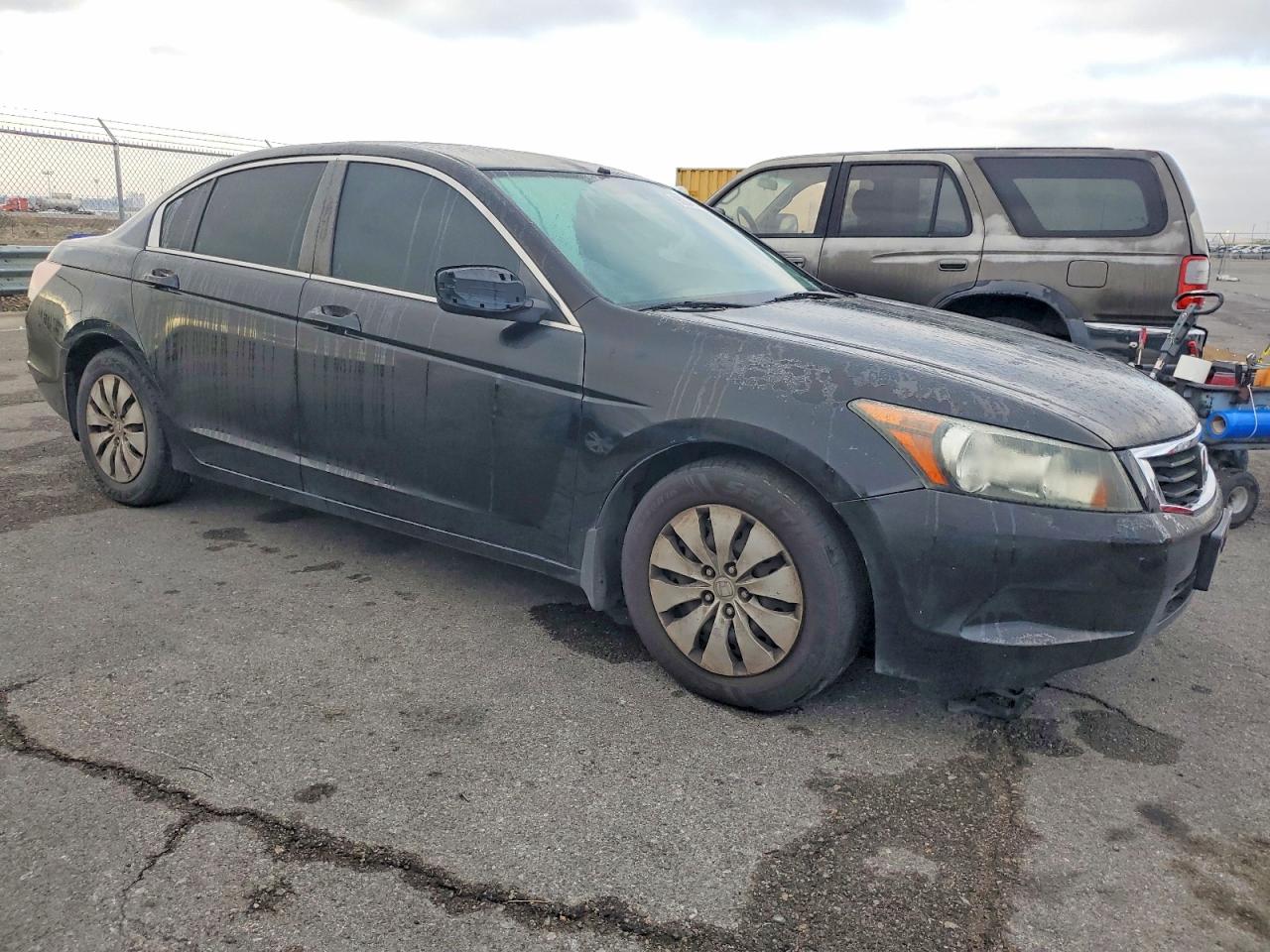 2009 HONDA ACCORD LX photo 4