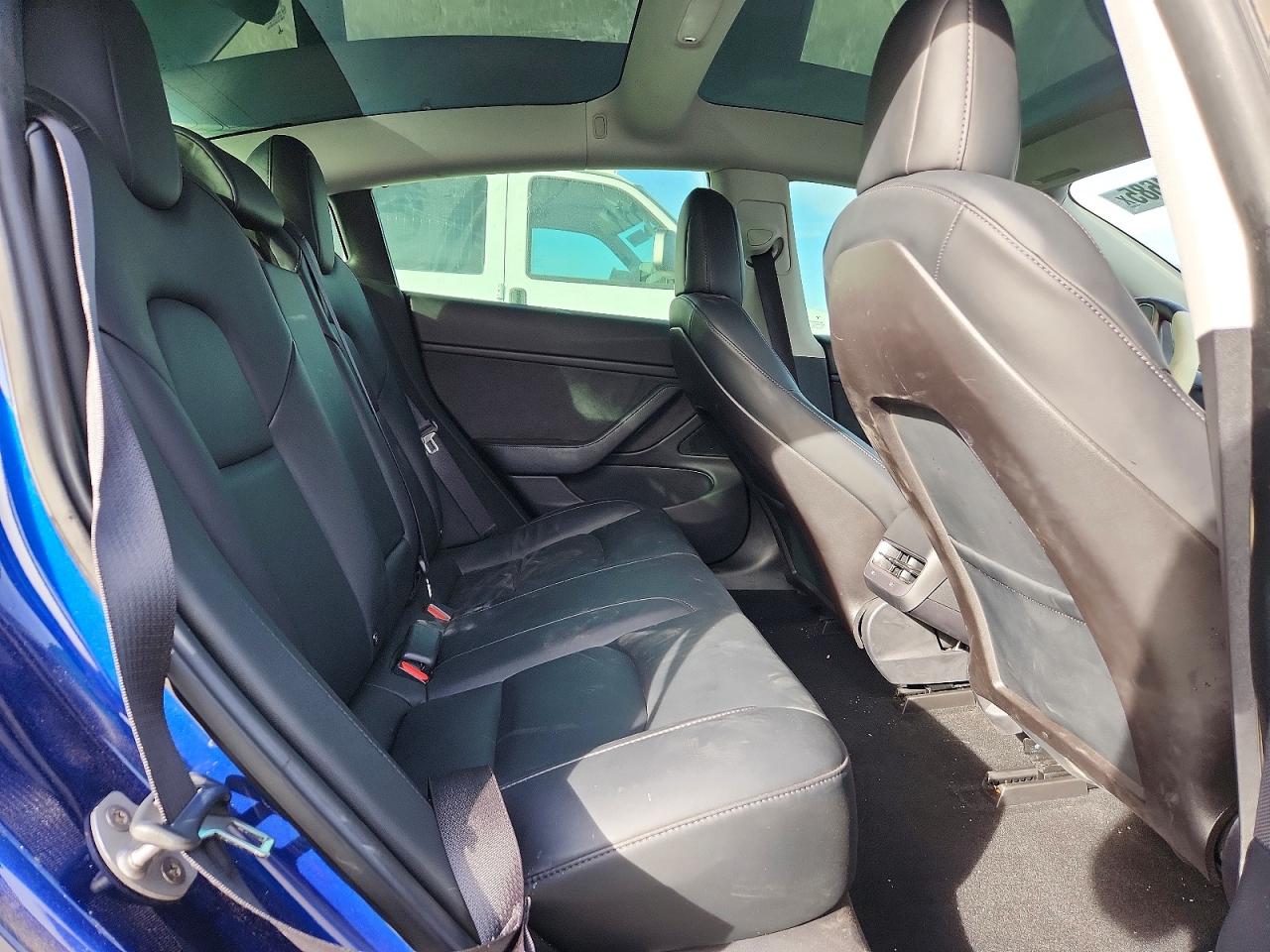 2020 TESLA MODEL 3 photo 10