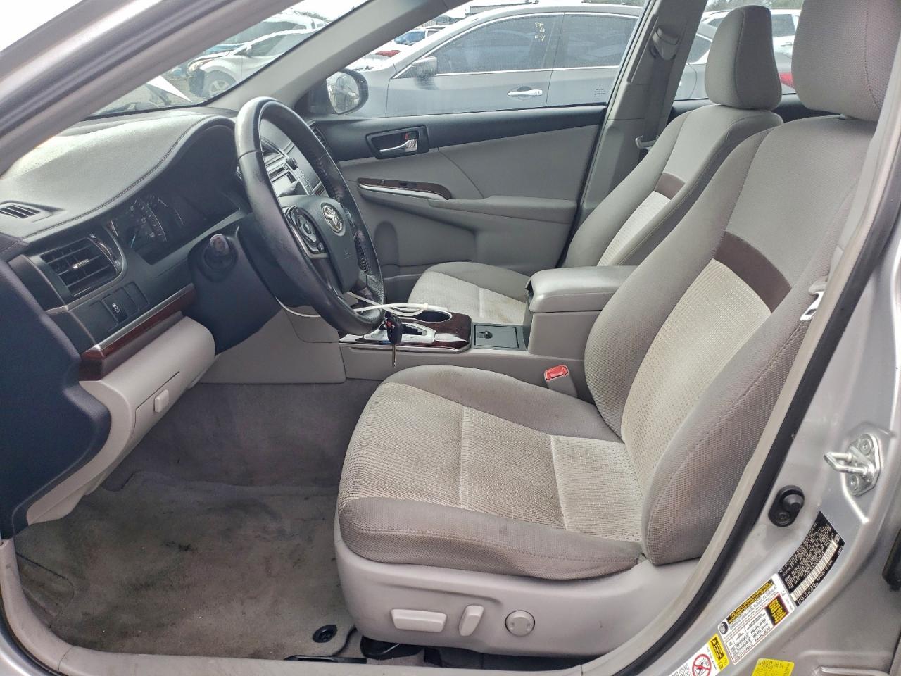 2012 TOYOTA CAMRY BASE photo 7