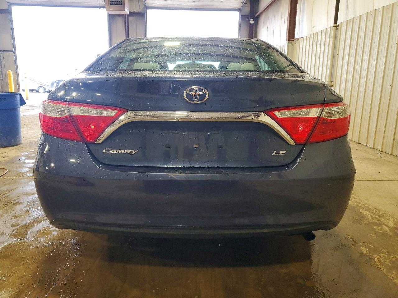 2016 TOYOTA CAMRY LE photo 6