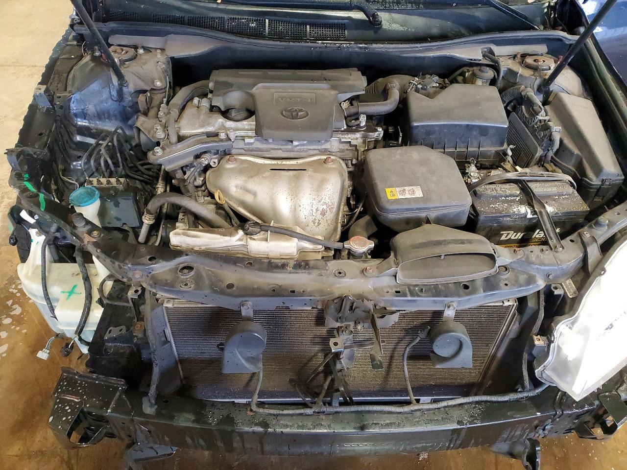 2016 TOYOTA CAMRY LE photo 11