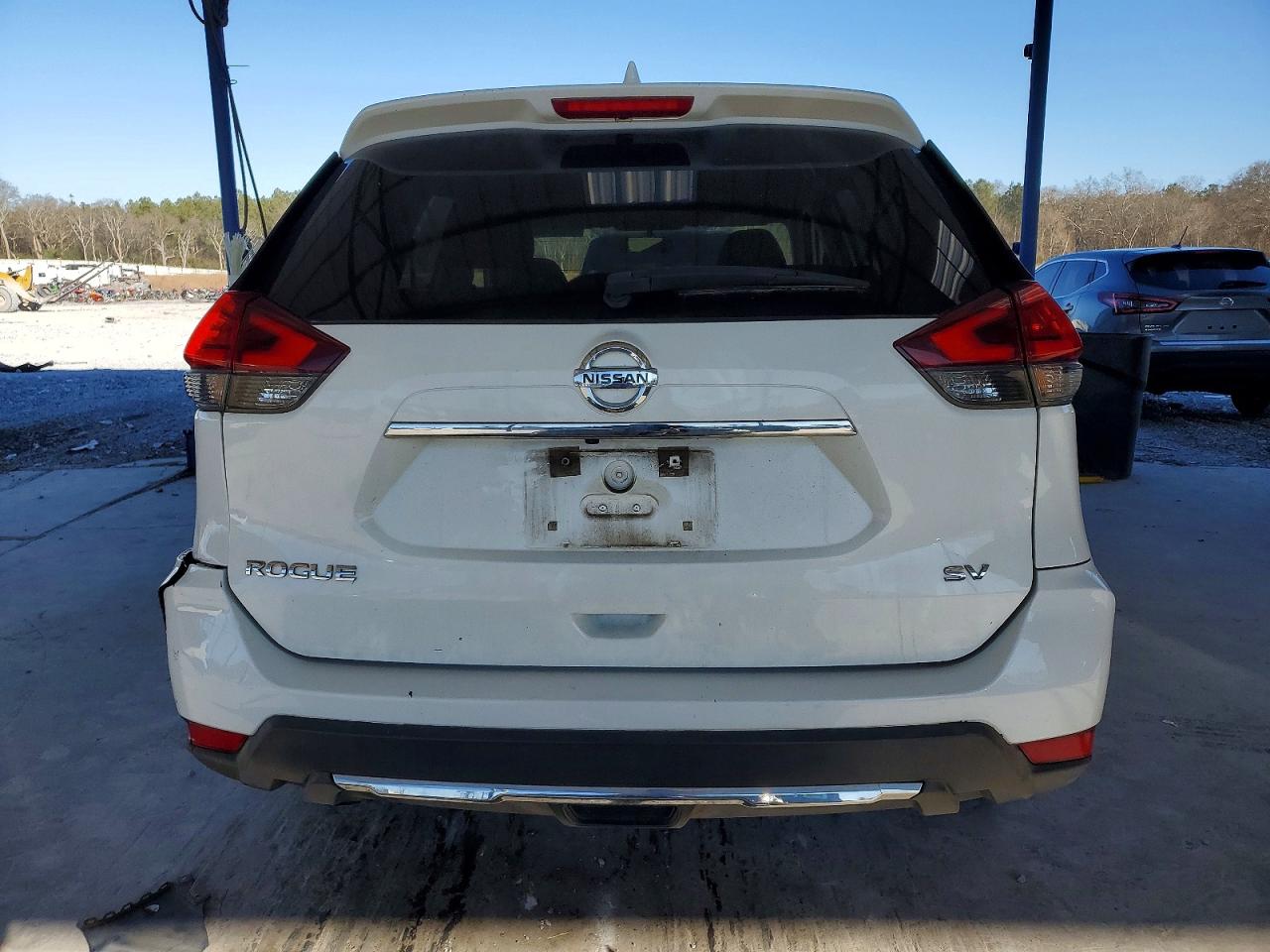 2017 NISSAN ROGUE S photo 6