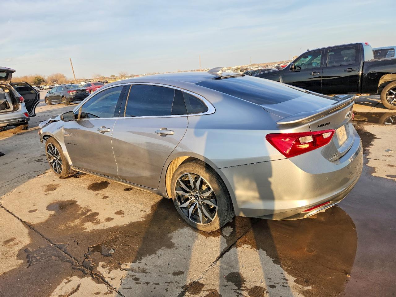 2025 CHEVROLET MALIBU RS photo 2