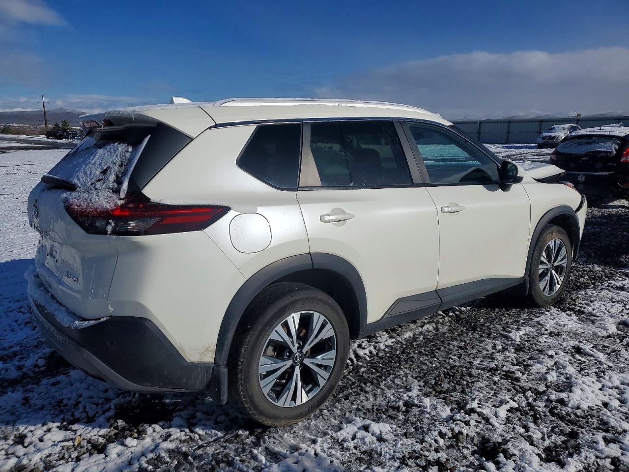 2023 NISSAN ROGUE SV photo 3